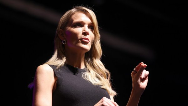 Доста је било, спустите лопту! Америчка новинарка кивна на Трампа:  Ми смо вас подржавали, а ви нас исмевате на верској основи (ВИДЕО)