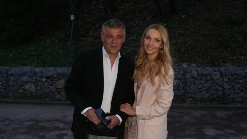 ПРЕПУШТЕНИ СМО САМИ СЕБИ... Фудбалери Жељезничара јавно подржали одлуку Саве Милошевића
