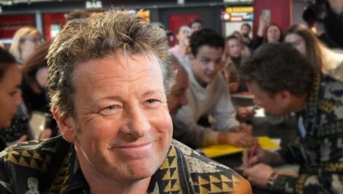 Џејми Оливер стигао у Београд: Славни кувар се одушевио када је пробао српске специјалитете