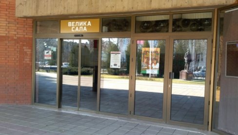 Amateri na sceni: U Požarevcu sutra predstava „Poltron“ Siniše Pavića