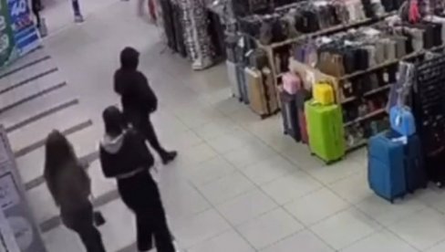 Dramatičan snimak pokušaja pljačke u Zemunu (VIDEO)