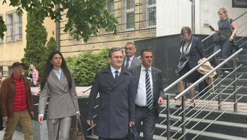 Otkrili smo frapantnu pljačku i izvlačenje novca iz budžeta države: Šokantna saznanja posle suđenja Selakoviću (FOTO/VIDEO)