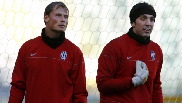 Драги Алексе... Ђанлуиђи Буфон се емотивно опростио од погинулог голмана