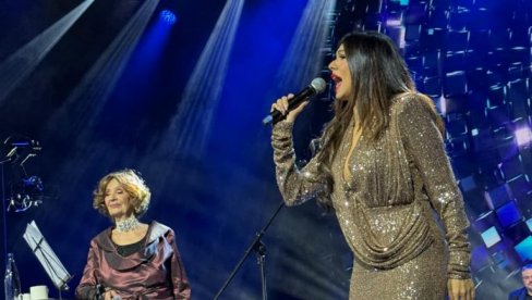 Снажне речи краљице народне музике: Тања Савић добила још једну титулу у каријери (ФОТО)