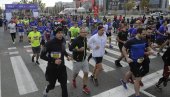 Polumaratonskom trkom zvanično počeo 39. Beogradski maraton: Evo zašto je istorijski