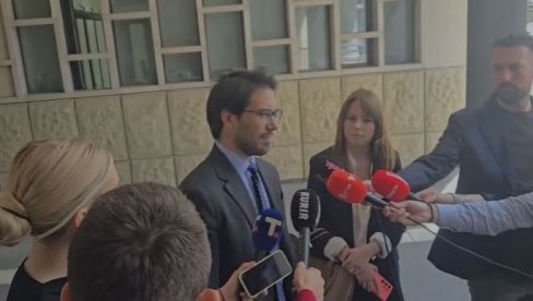 БРУКА - КУСТУРИЦА ПОБЕГАО ОД НОВИНАРА Нешићева: Тражи да ми забране да будем новинар