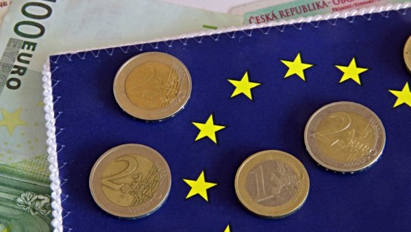 Еври уместо форинти? Из Тисе Петера Мађара оцењују - Увођење могуће до 2030. године