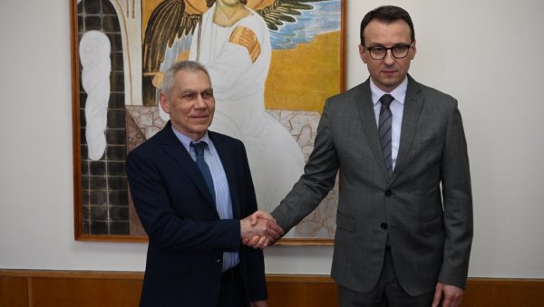 Петковић са Харченком: О ситуацији на КиМ и тешком положају српског народа у покрајини