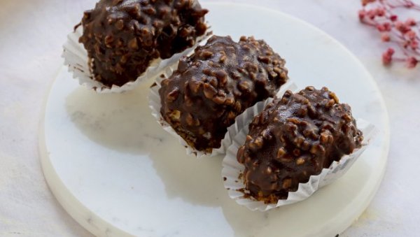 Хрскави залогаји: Корнфлекс корпице, дезерт који се спреми очас посла