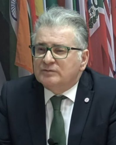 Милићу, који од твојих кримоса ти је ово јавио? Шверцери цигарета, нарко-дилери или кријумчари алкохола...