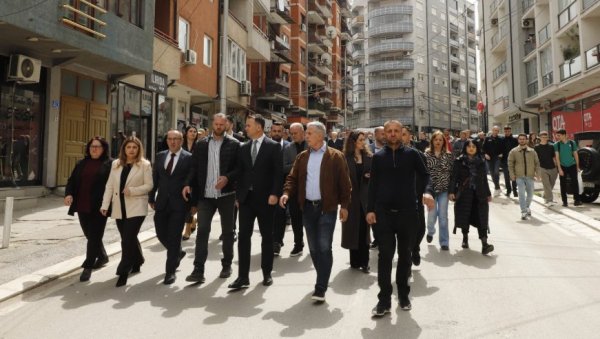 Музеј геноцида пречица за гашење Северне Митровице: Шта је заиста позадина марша албанаца из јужног дела града на Ибру