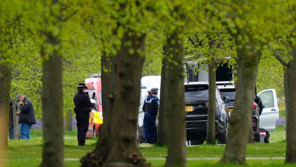 Француска завијенa у црно: У саобраћајci страдале девојчице од 13, 14 и 15 година