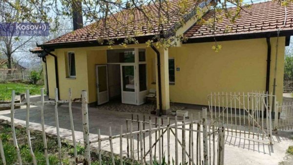 Скинуте табле са грбом лажне државе: ЕУ: Пронађено решење за инцидент у селима Суво Грло и Бање, амбуланте отворене и раде