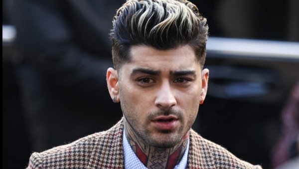 Хоспитализован Зејн Малик: Још увек се опорављам