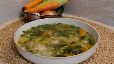 PROLEĆNA ČORBA SA SPANAĆEM I PIRINČEM: Lagan i hranljiv obrok za celu porodicu