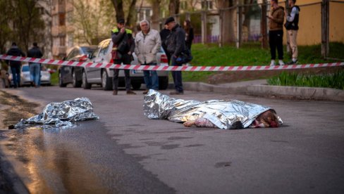 Neviđen šok, sramota i krivica: Dva policajca pobegla sa mesta masakra u Kijevu nakon prvih pucnjeva (FOTO)