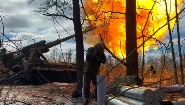 Купола са три митраљеза са по 3.000 метака Руска група трупа Центар осмислила чудовиште које није са ове планете