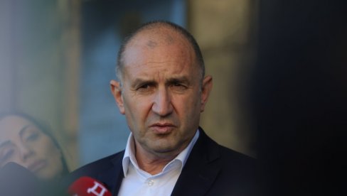 BUGARSKI PARLAMENT NA NOGAMA: Aplauzi za veto Radeva na sankcije Rusiji