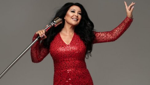 Jednim gestom pokazala šta misli: Nakon što je mlada pevačica uradila kaver njene pesme, oglasila se Dragana Mirković (FOTO)