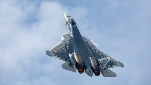 Nevidljivi više nisu bezbedni? Ukrajina gađala ruske Su-57 duboko iza linije fronta - detalji napada (FOTO)