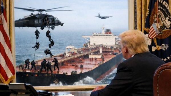 Погледајте - Американци решетали ирански брод: Разарач отворио ватру на Тоуску, маринци преузели контролу! (ВИДЕО)