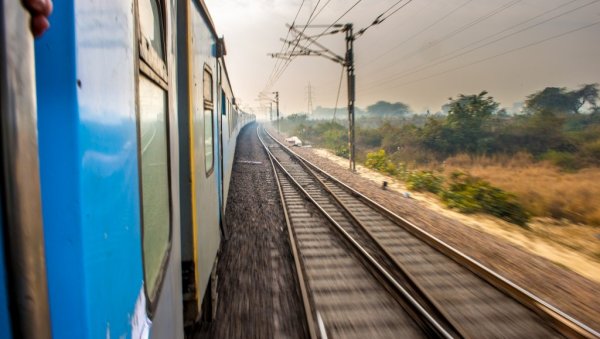 Србија улази у највећу модернизацију пруга до сада: Гради се нова веза и убрзава железнички саобраћај на северозападу земље