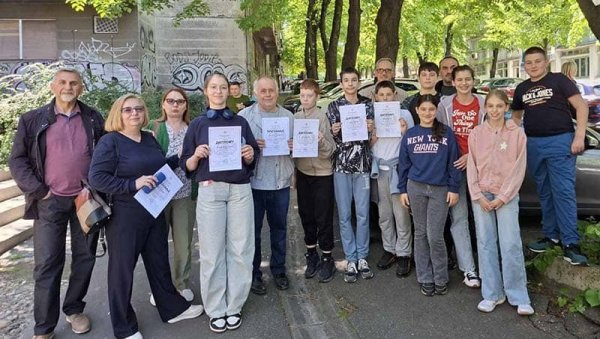 Догурали до државног такмичења: Успех младих физичара из Лознице