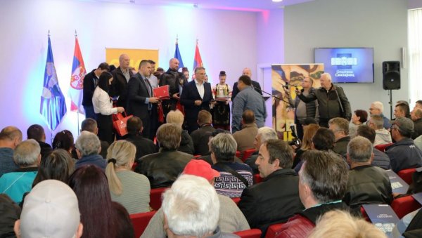 Нови трактори - пун погодак: Субвенције пољопривредним произвођачима на територији Свилајнца и Параћина