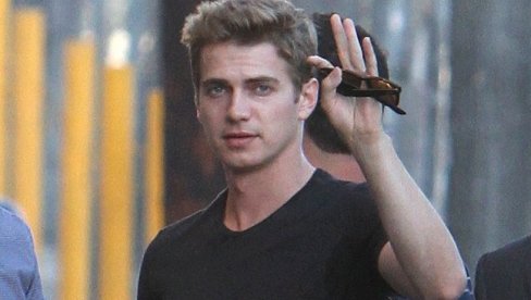 Nije bilo lepšeg od njega, bio na vrhuncu slave pa kupio farmu i okrenuo leđa Holivudu: Evo šta danas radi poznati glumac