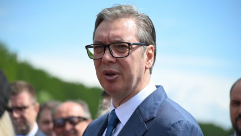 Vučić u Paraćinu: Predsednik na otvaranju pogona kompanije Vaider Srpska fabrika stakla (VIDEO)