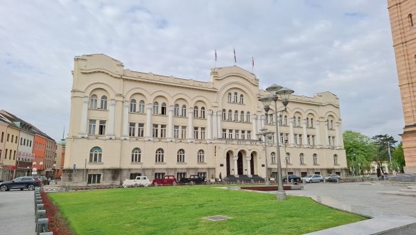 ТУЖНА ВЕСТ: Преминуо култни водитељ