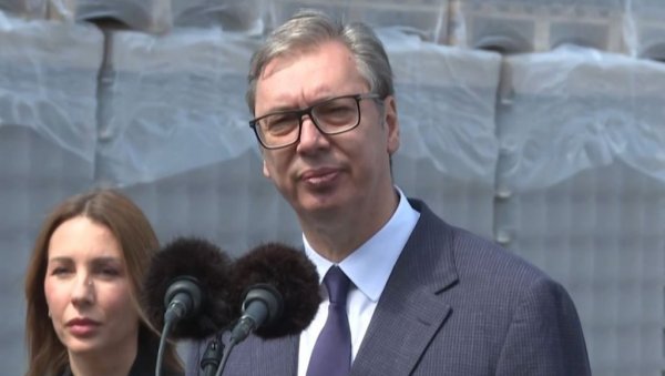 Из пепела подижемо фабрику Вучић поручио: Ова фабрика је била најмоћнија у целом Поморављу, градила је и зидала наша села (ВИДЕО)