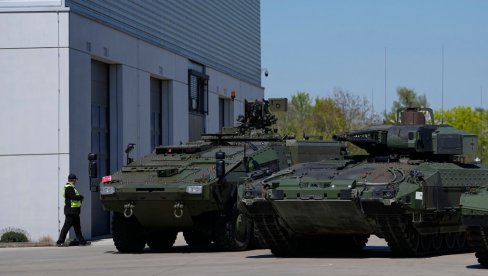 БУНДЕСВЕР РЕГРУТУЈЕ СРЕДЊОШКОЛЦЕ: Од 2019. до прошле године 13.200 малолетника заврбовано за војску из школске клупе