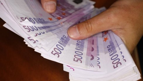 STIŽE REKA NOVCA ZA ČETIRI ZNAKA: Naredna tri meseca menjaju život iz korena - pare sa svih strana