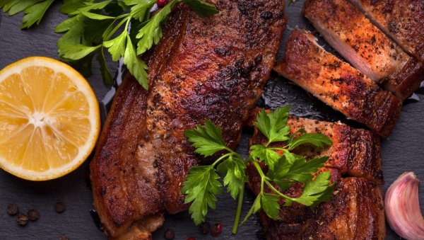 Кухињске чаролије: Савети домаћица - Ево како да добијете савршено печење из рерне