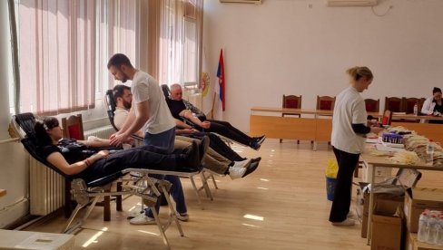 POZIV SOMBORCIMA DA BUDU HUMANI: Akcija dobrovoljnog davanja krvi u četvrtak, 11. juna u Centru za edukaciju Crvenog krsta