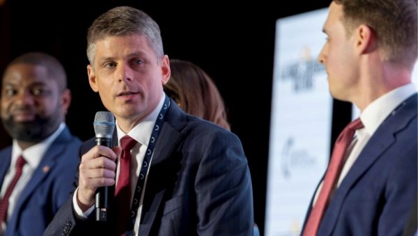 Гујон одговорио Гоцију: Нисам сигуран да сте уопште на мом политичком нивоу, а камоли на председниковом