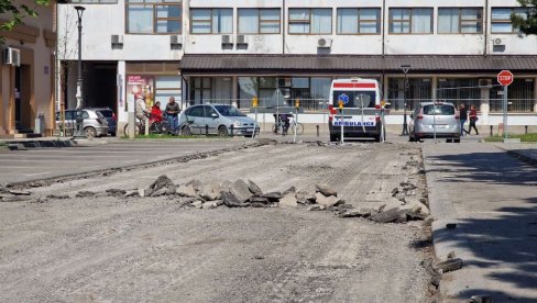 На поправном још једна улица: Извођачи радова нису се прославили обављеним пословима у центру Куле