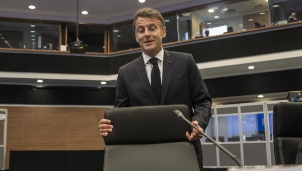 Макрон најавио одлазак из политике: Француски председник открио детаље о својој одлуци
