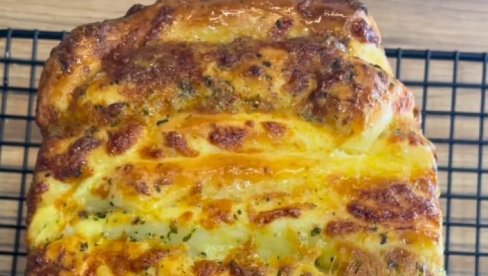 Hleb sa belim lukom kakav nikad niste probali: Pravi se čas i potpisujemo - ne postoji bolji! (RECEPT)