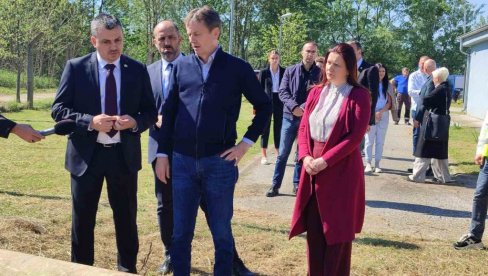 Радови на водоснабдевању у Ћуприји: Министар Глишић посетио извориште Стрелиште (ФОТО)