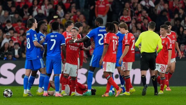 УЕФА нема милости: Жестока казна за провокатора!