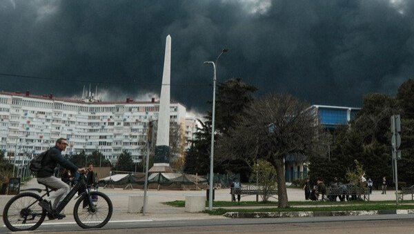 Црна киша препуна нафте лије на Туапсе: Серије напада украјинских дронова на руски енергетски терминал на обали Црног мора