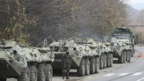 ВУЧИЋ: Молио сам представнике НАТО да обезбеде сигурност на КиМ, али и наше светиње