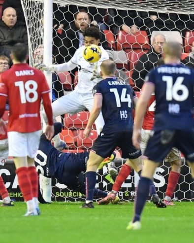 Биће голова на обе стране: Гости не блистају, али су домаћини дибидус у каналу са пет везаних пораза