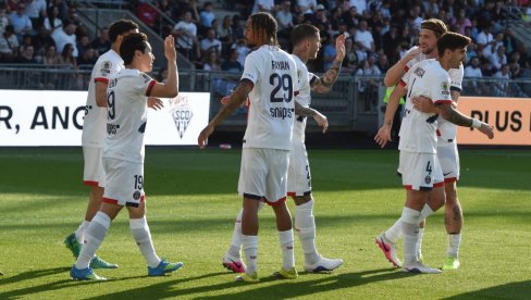 ПСЖ хита ка титули: Свеци показали снагу против Анжеа