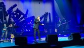 Miris proleća i zvuk ljubavi: Hari Mata Hari održao i treći veliki solistički koncert u Plavoj dvorani (FOTO)
