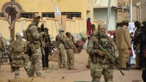 (МАПА) Повлачење на север Малија: Евакуација Афричког корпуса из Кидала, Ал каида тврди да је заузела Тесит (ВИДЕО)