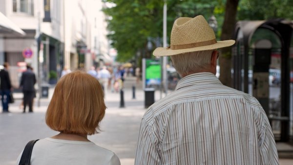 Пензионери у Србији све чешће бирају ове послове: Лака зарада без великог напора