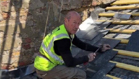 Звезда 90-их данас крпи кровове и - срећан је (фото)